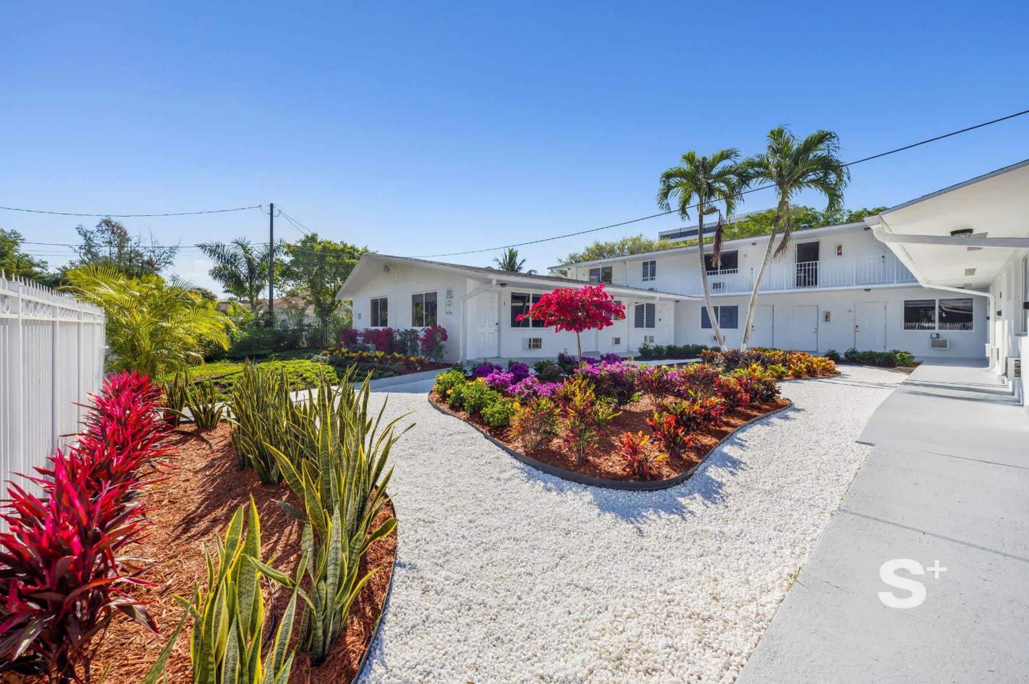 Stylish 1-br In The Heart Of With Beautiful Garden, Gym And Bbq Miami